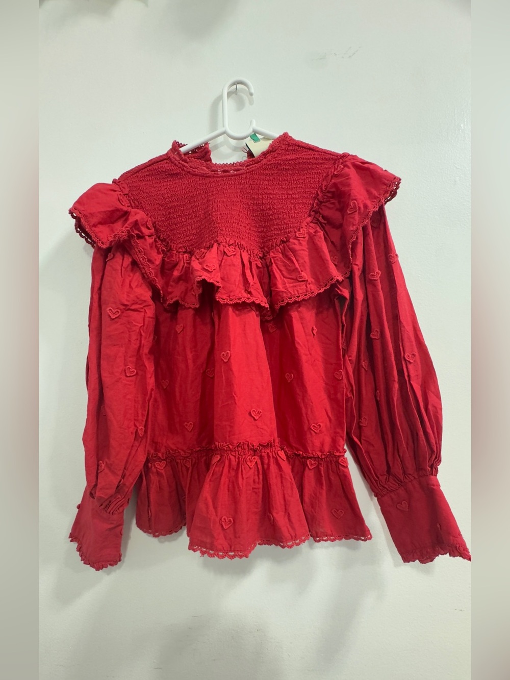 FARM Rio Red Ruffled Smocked Women's Top - Picture 11 of 11